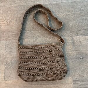 The Sak Crochet Knit Shoulder Crossbody Zip Bag With Pockets Beige Brown Boho